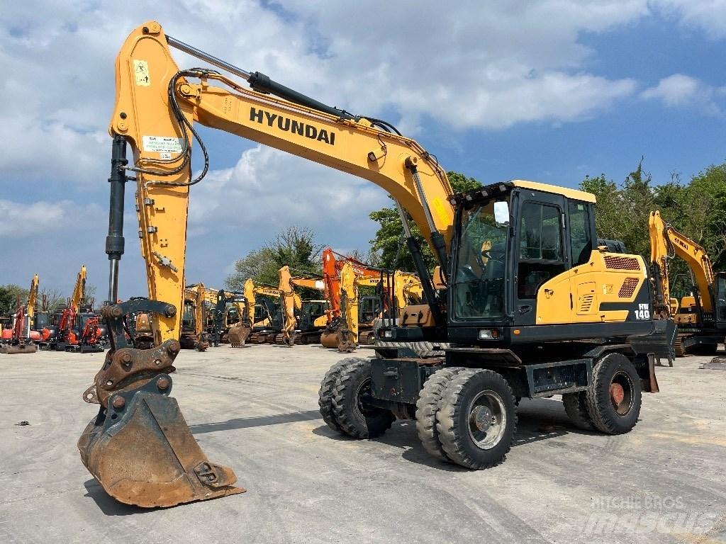 Hyundai HW140 Gravemaskiner på hjul