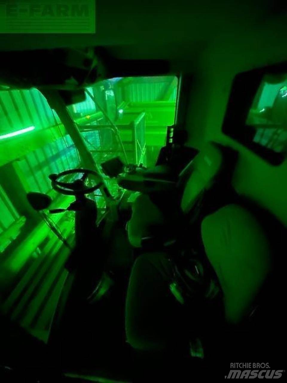 CLAAS lexion 740 Mejetærskere