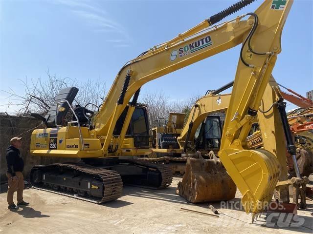 Komatsu PC 220-8 Gravemaskiner på larvebånd