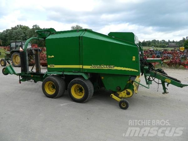 John Deere 678 Rundballe-pressere