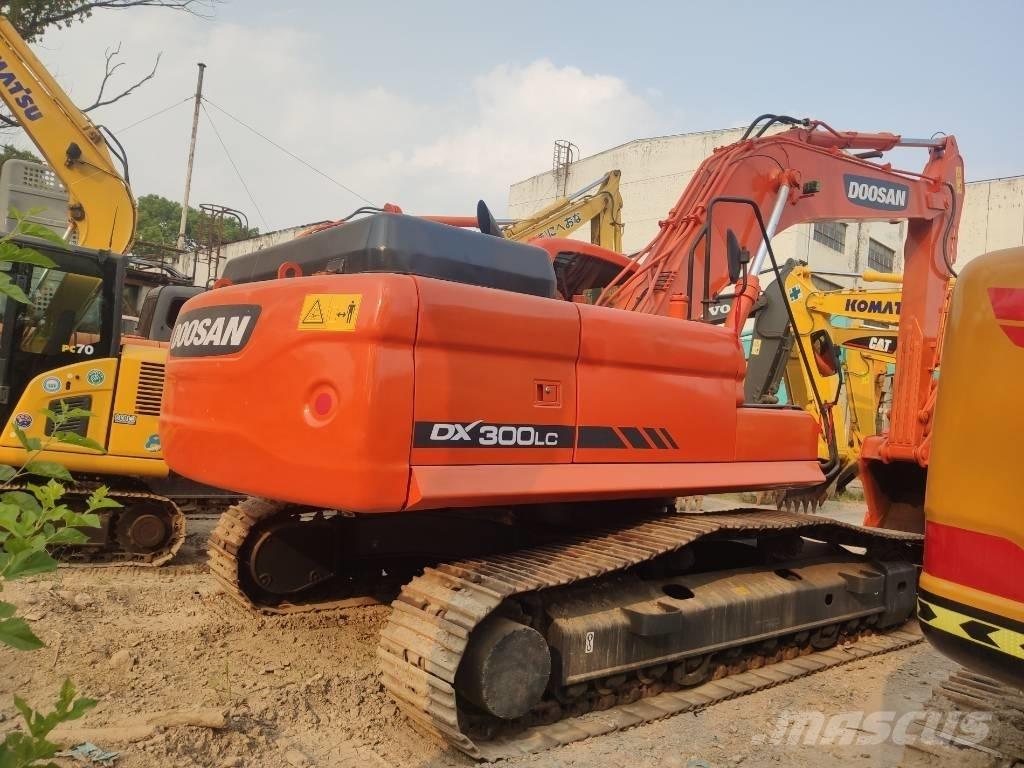 Doosan dx300 Gravemaskiner på larvebånd