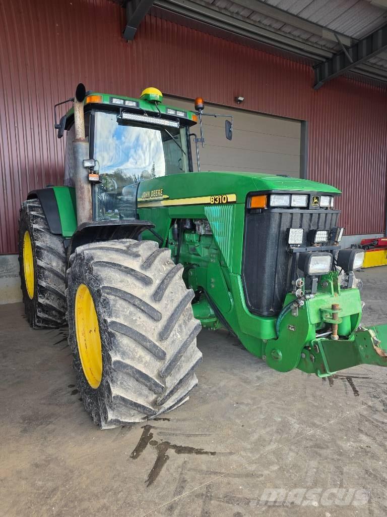 John Deere 8310 Traktorer