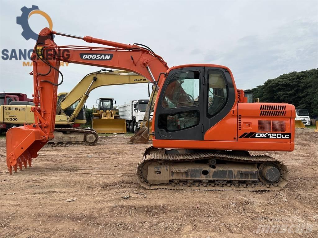 Doosan DX 120 Gravemaskiner på larvebånd