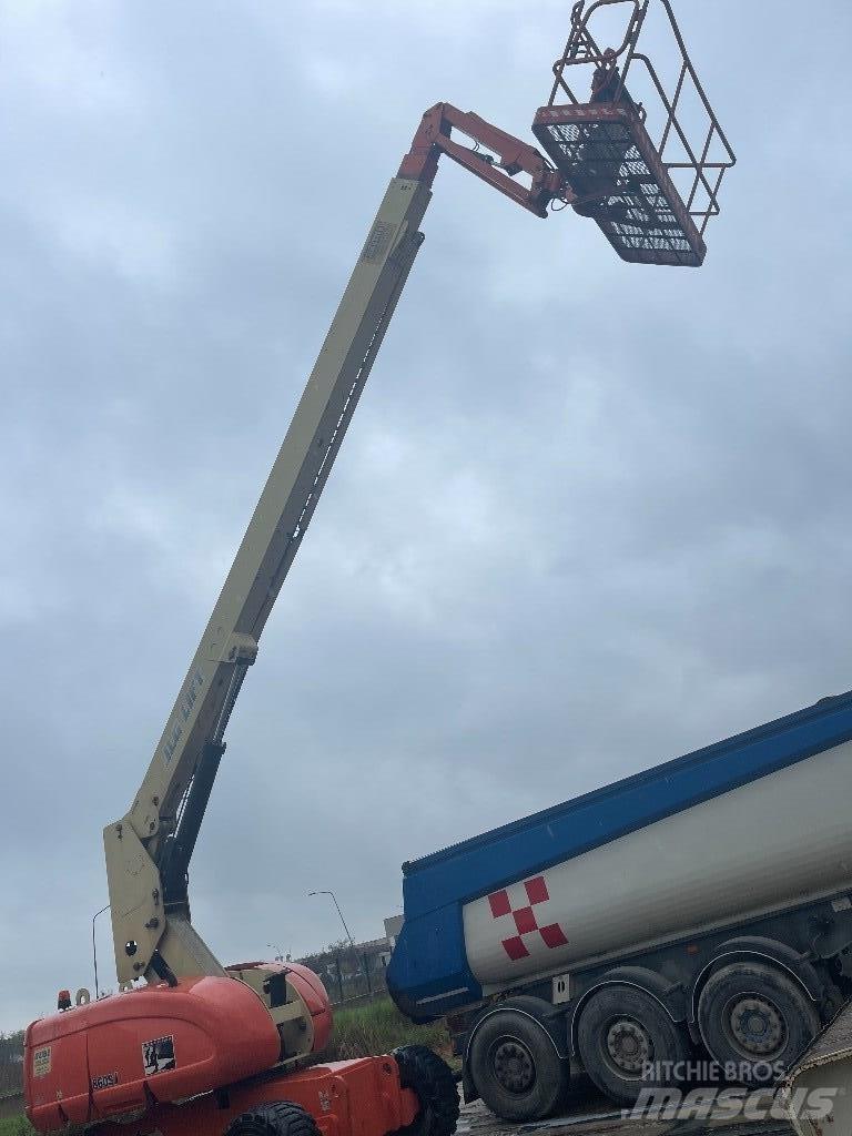 JLG 860 SJ Teleskoplifte