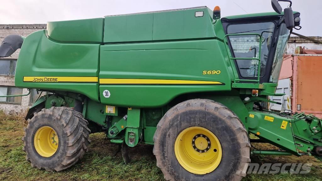 John Deere S 690 Mejetærskere