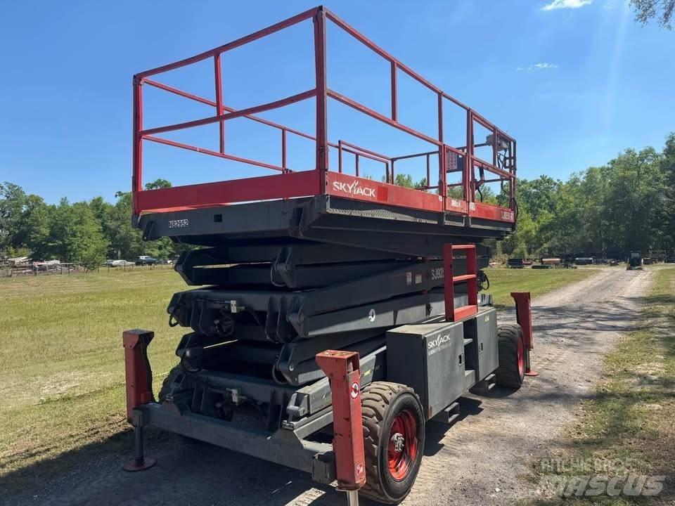 SkyJack SJ 9250 RT Saxlifte
