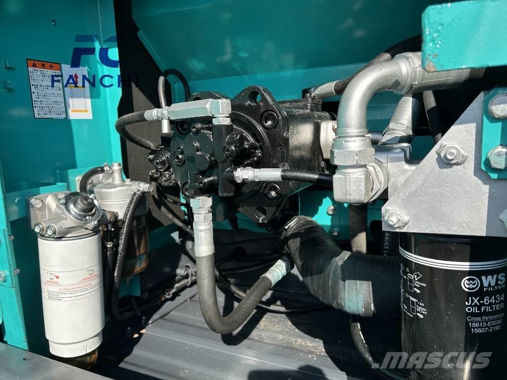 Kobelco SK 200 Gravemaskiner på larvebånd