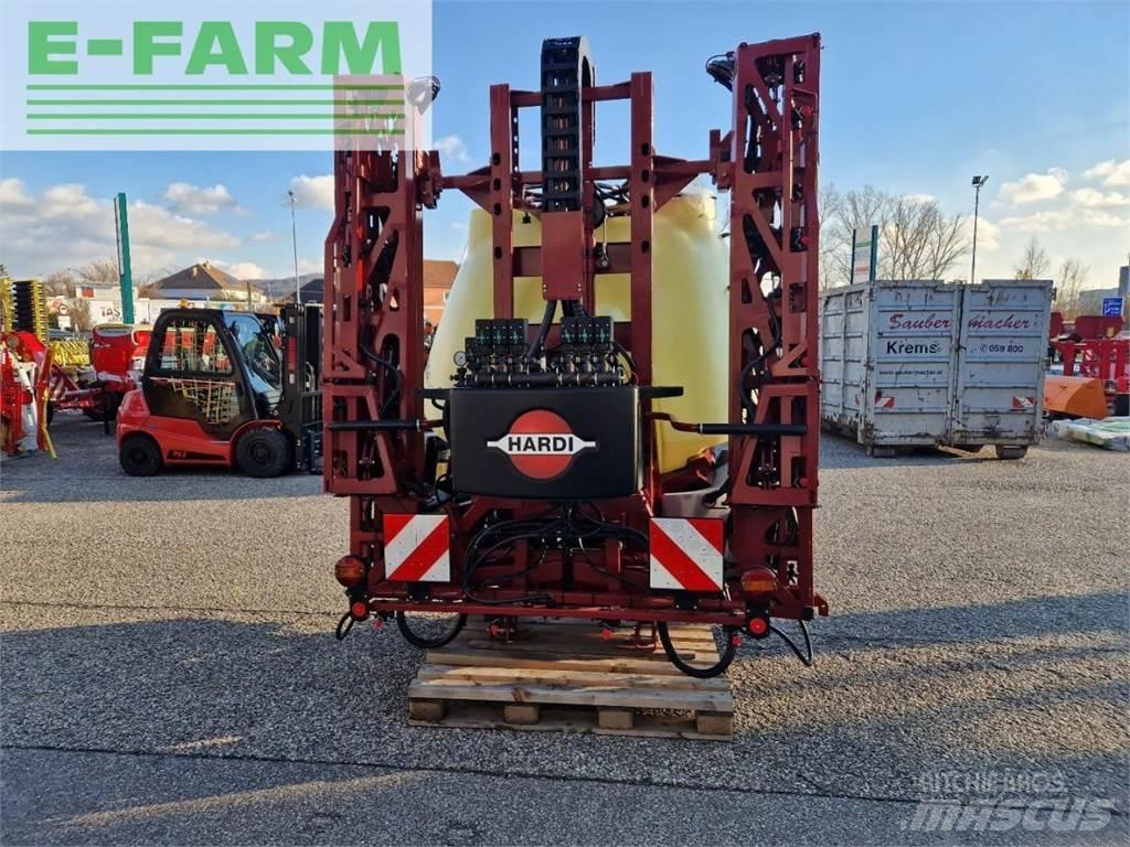 Hardi Mega 12 Trailersprøjter