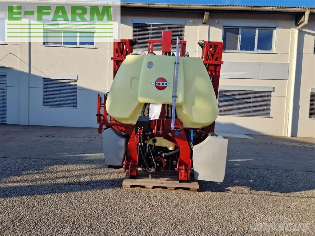 Hardi Mega 12 Trailersprøjter