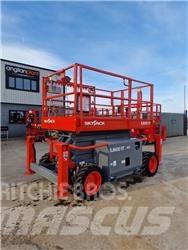 SkyJack SJ 6832 RT Saxlifte