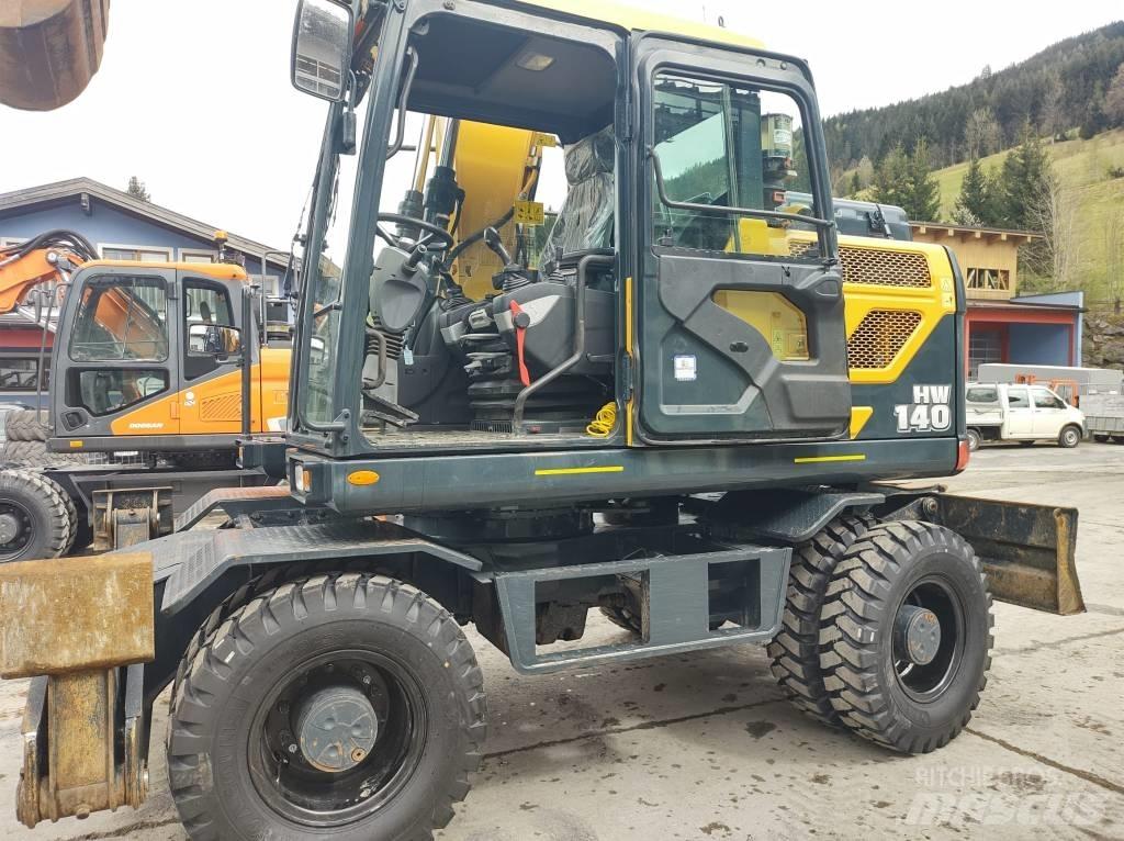 Hyundai HW140 Gravemaskiner på hjul