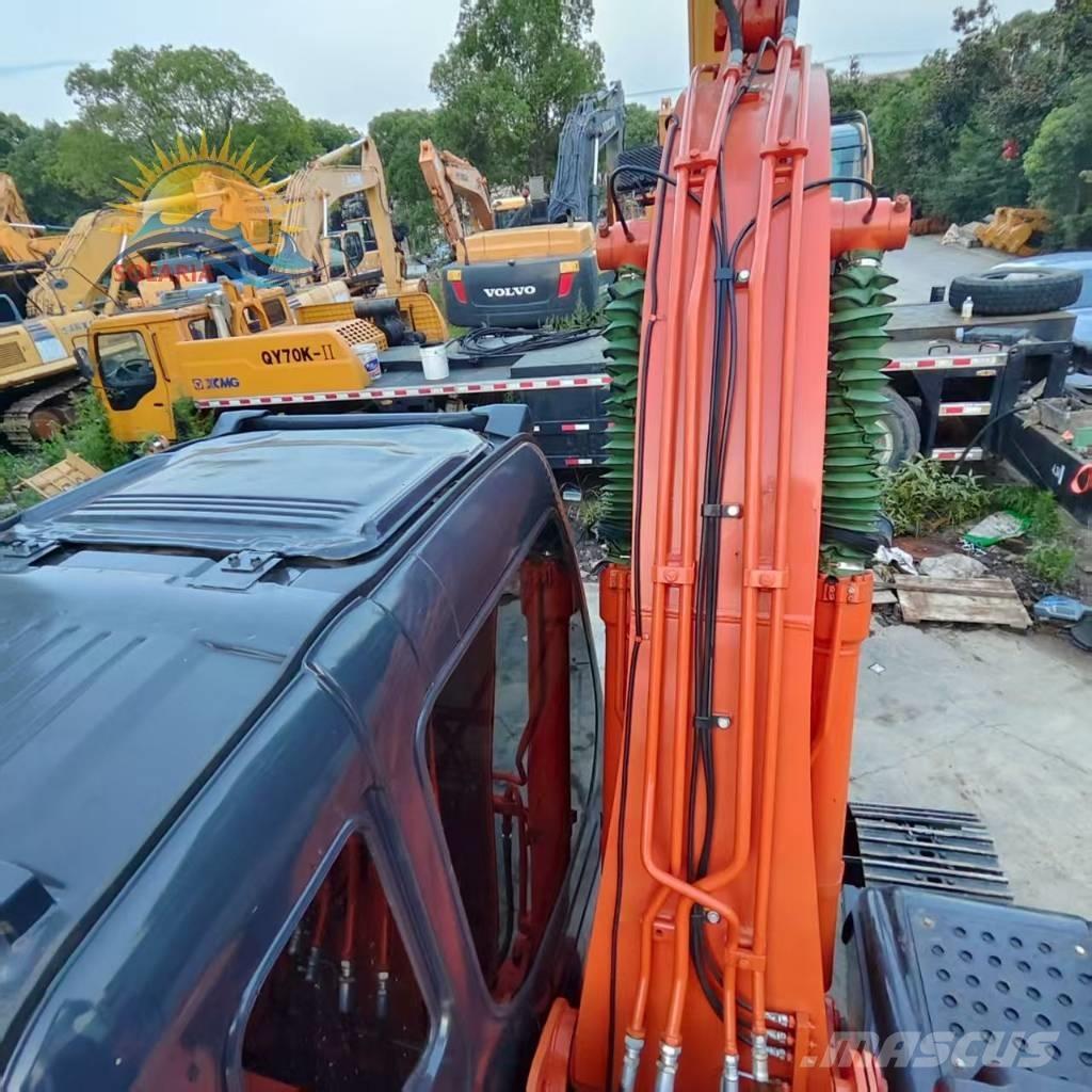 Hitachi ZX 120 Gravemaskiner på larvebånd