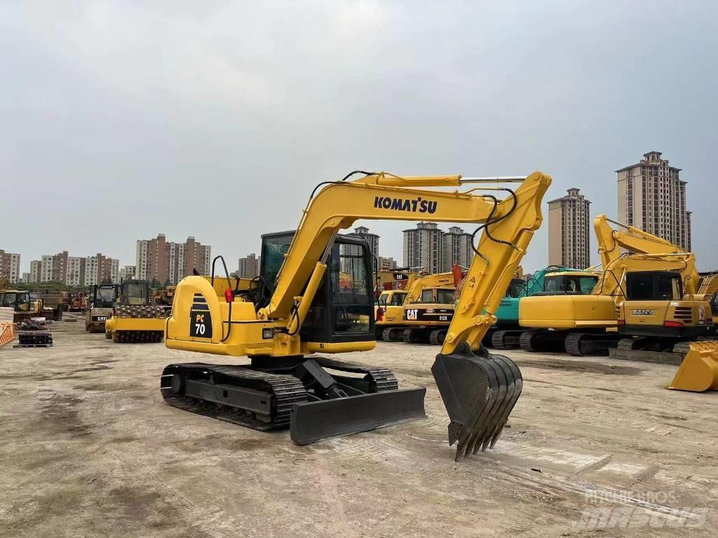 Komatsu PC70-8 Gravemaskiner på larvebånd