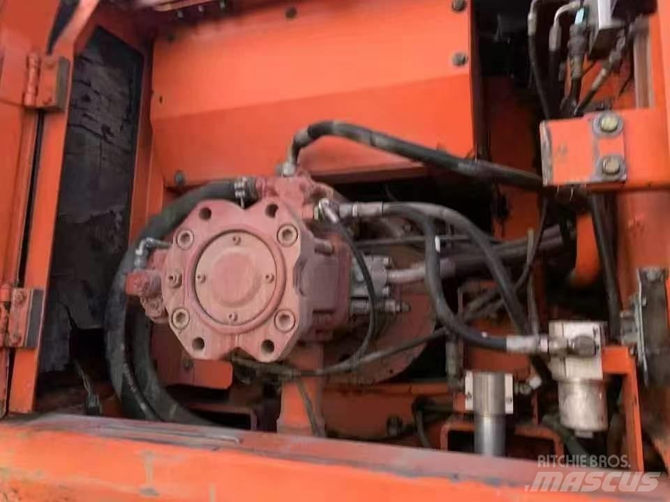 Doosan DH 210 W-7 Gravemaskiner på hjul