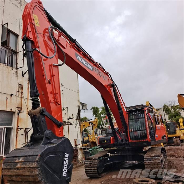 Doosan DX 340 LC Gravemaskiner på larvebånd
