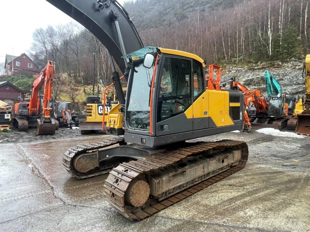 Volvo EC 220 EL Gravemaskiner på larvebånd