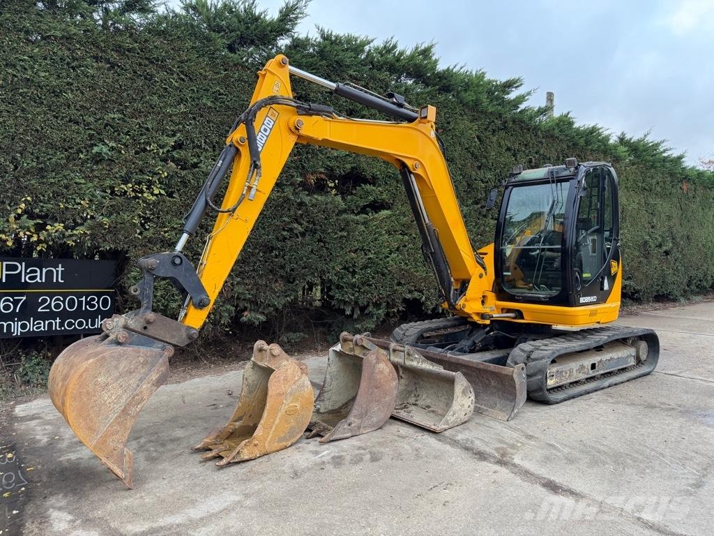JCB 8085 ZTS Midi-gravemaskiner 7t - 12t