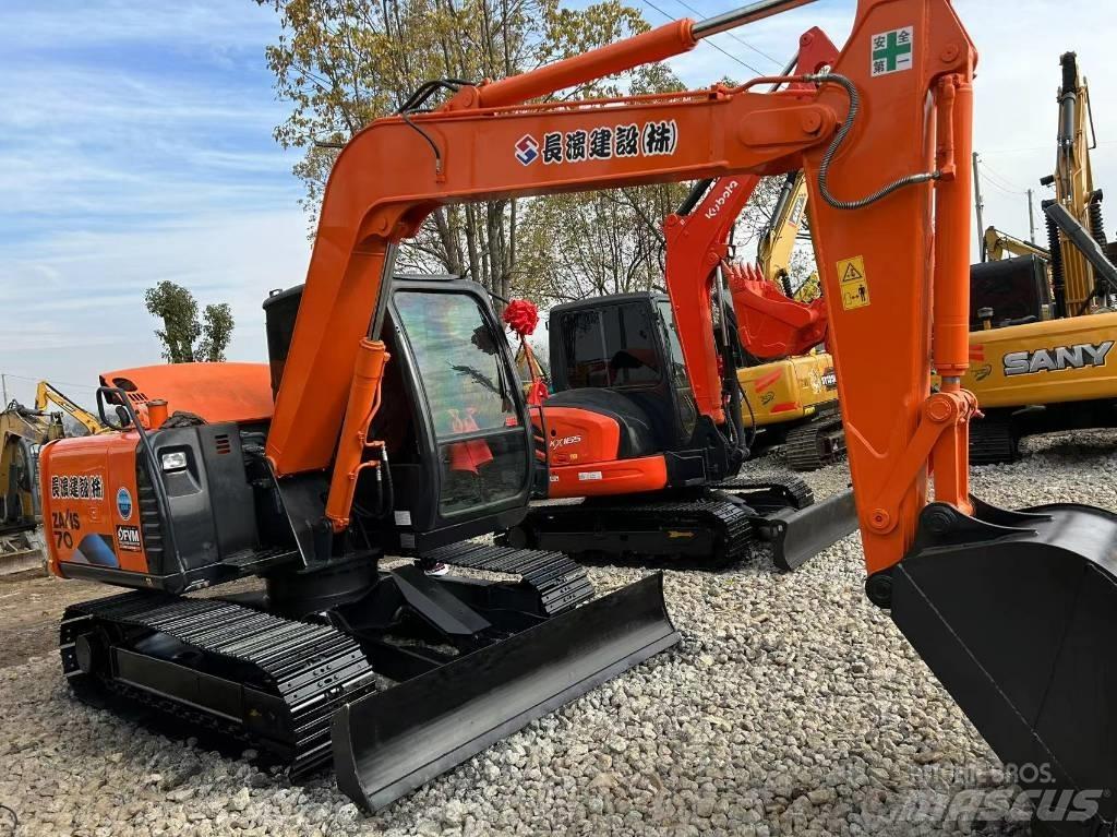 Hitachi 70 Gravemaskiner på larvebånd
