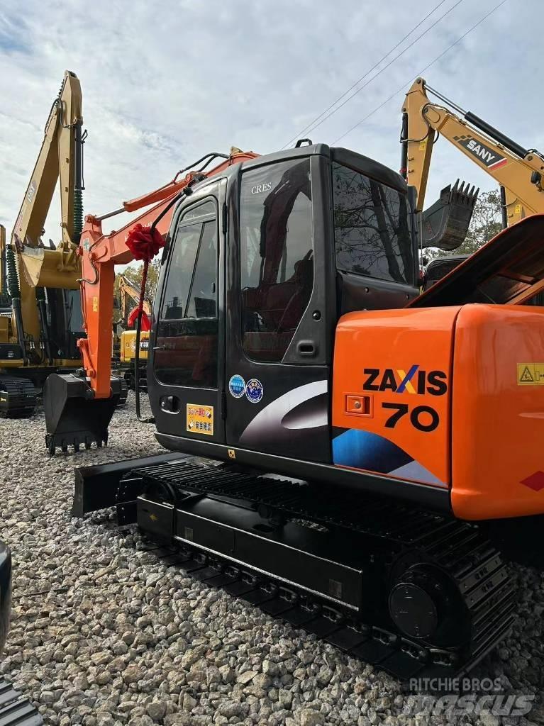 Hitachi 70 Gravemaskiner på larvebånd