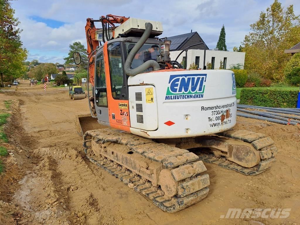 Hitachi ZX135US Gravemaskiner på larvebånd