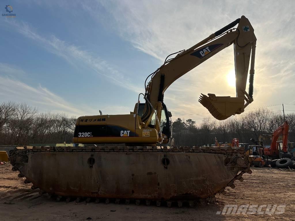CAT 320CL Amfibiegravemaskine