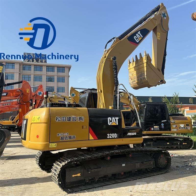 CAT 320 D2 Gravemaskiner på larvebånd