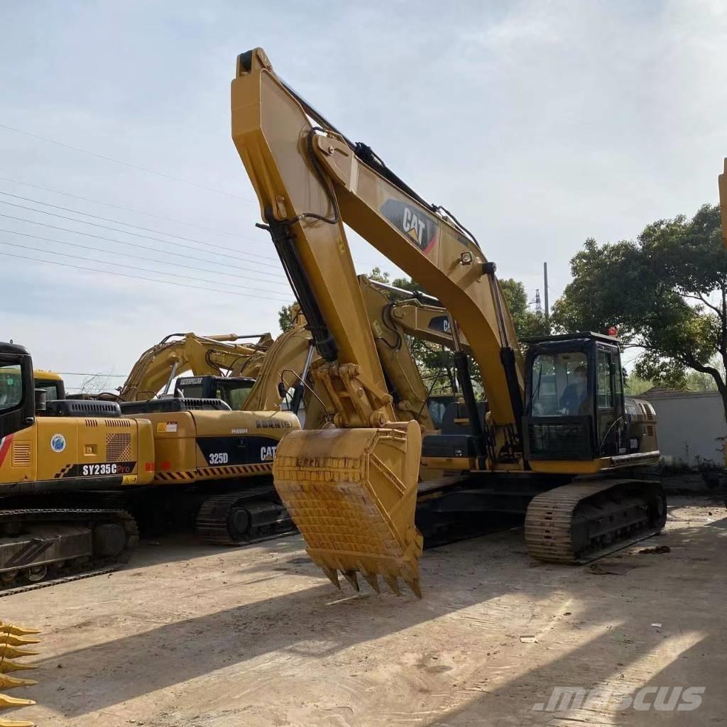 CAT 330 D Gravemaskiner på larvebånd