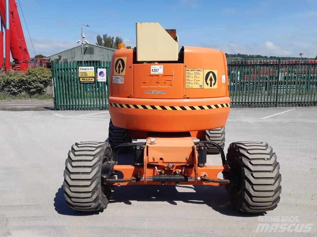 JLG 450 AJ Bomlifte med knækarm