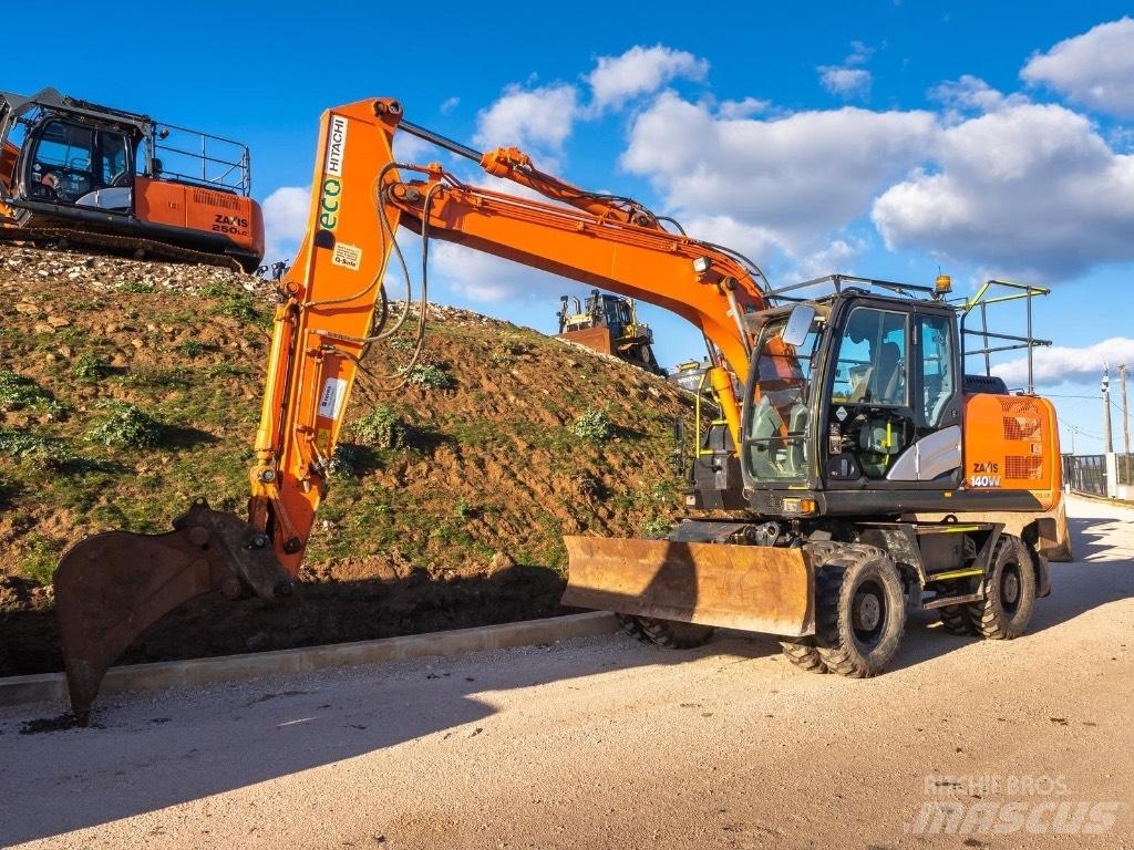 Hitachi 140W Gravemaskiner på hjul