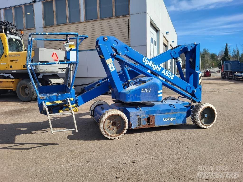 UpRight AB38N Bomlifte med knækarm