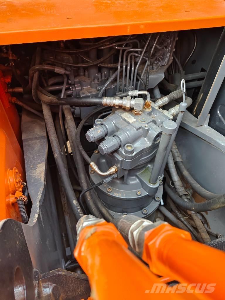Hitachi ZX 130 LC Gravemaskiner på larvebånd