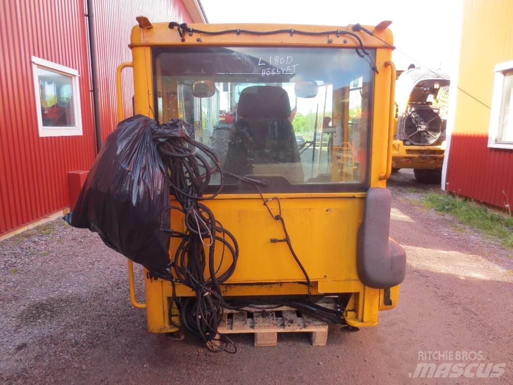 Volvo L 180 D Kabiner og interiør