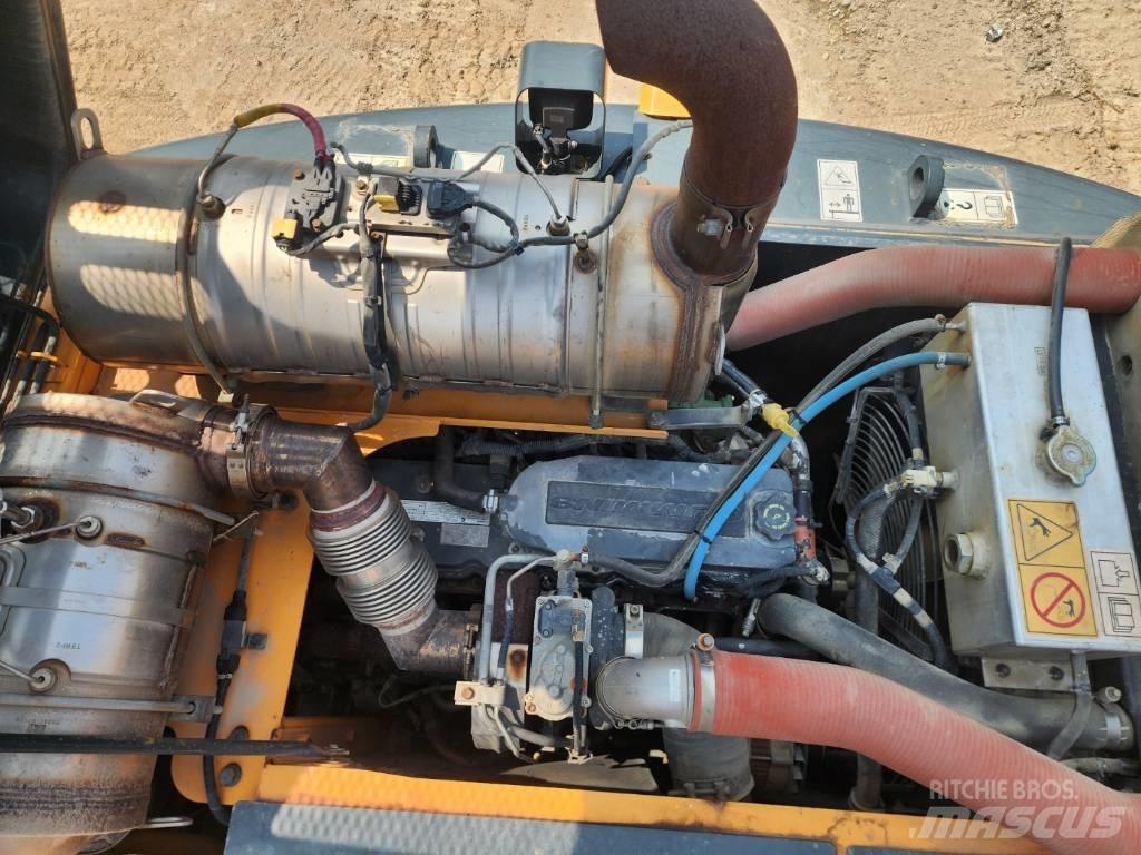 Hyundai HW145 Gravemaskiner på hjul