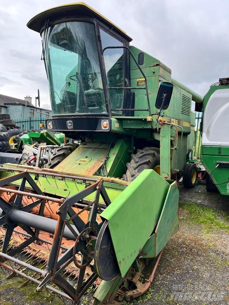 John Deere 1055 Mejetærskere