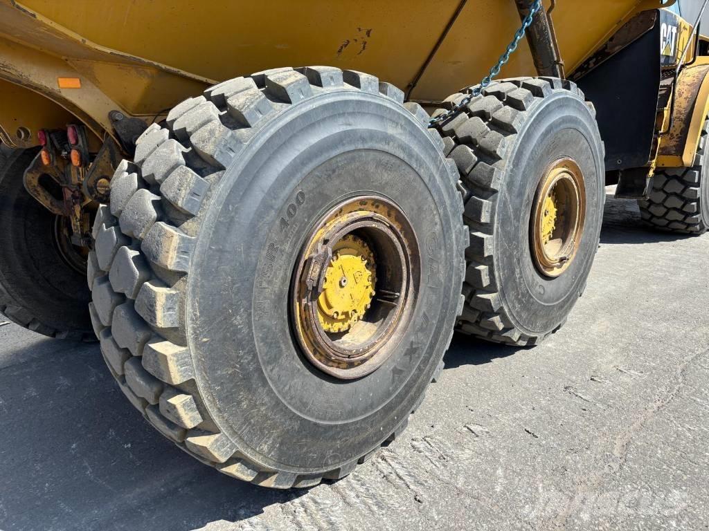 CAT 745 C Terrængående lastbiler