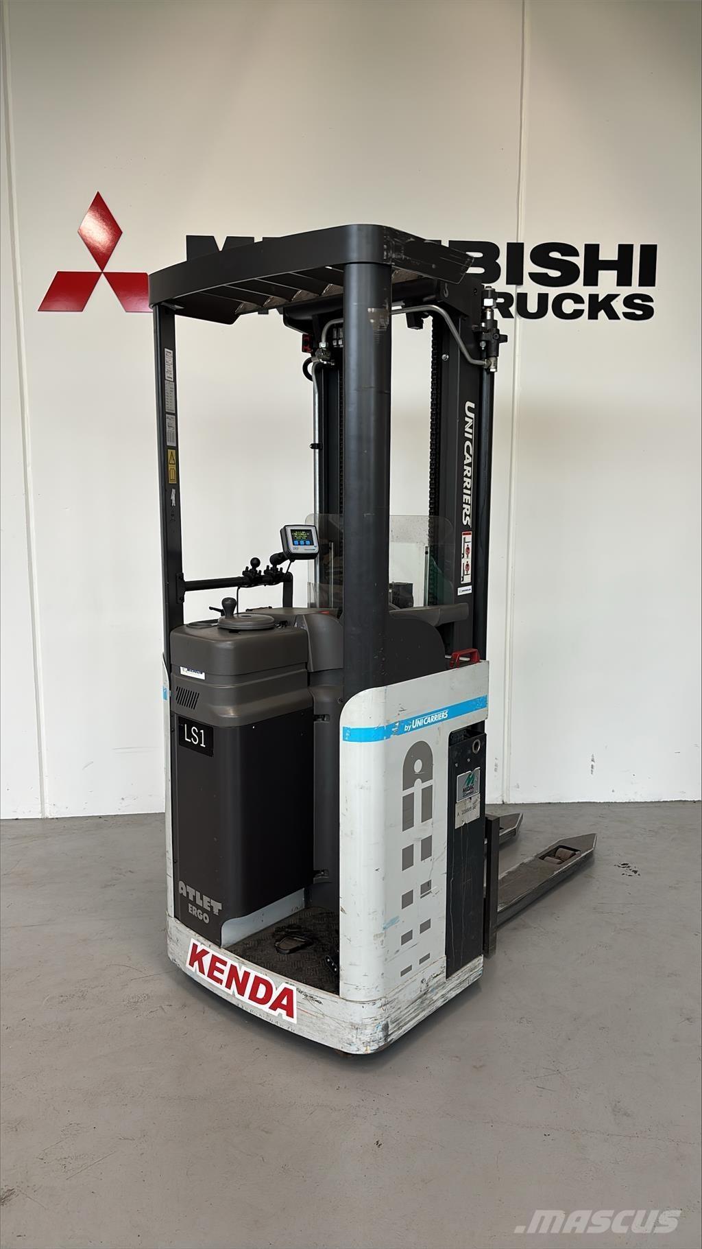 Atlet A160 Selvkørende stablere