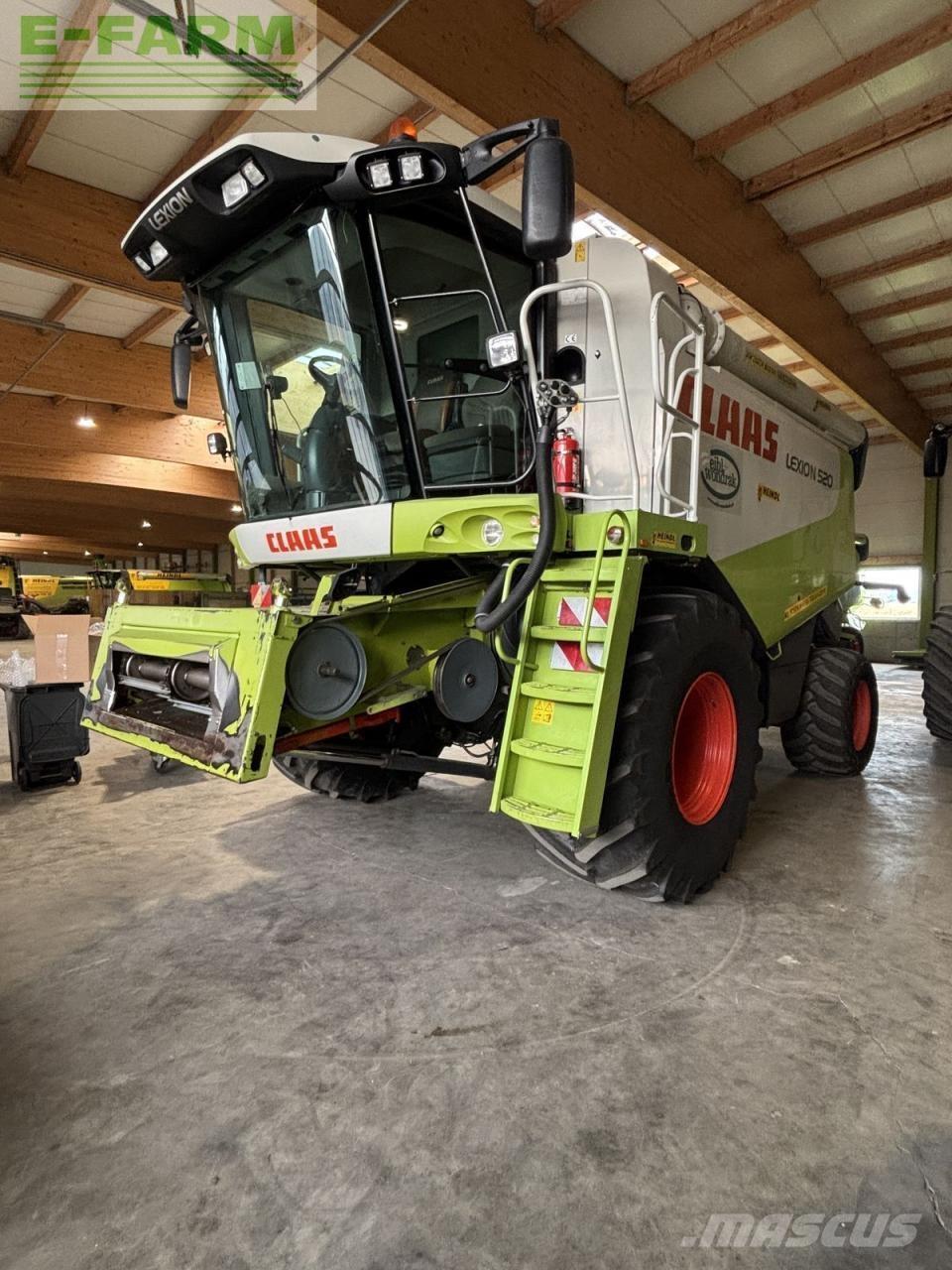 CLAAS lexion 520 Mejetærskere