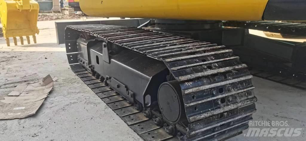 Komatsu 56-7 Gravemaskiner på larvebånd