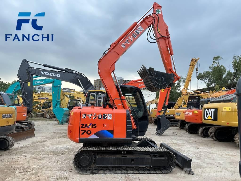 Hitachi ZX 70 Midi-gravemaskiner 7t - 12t