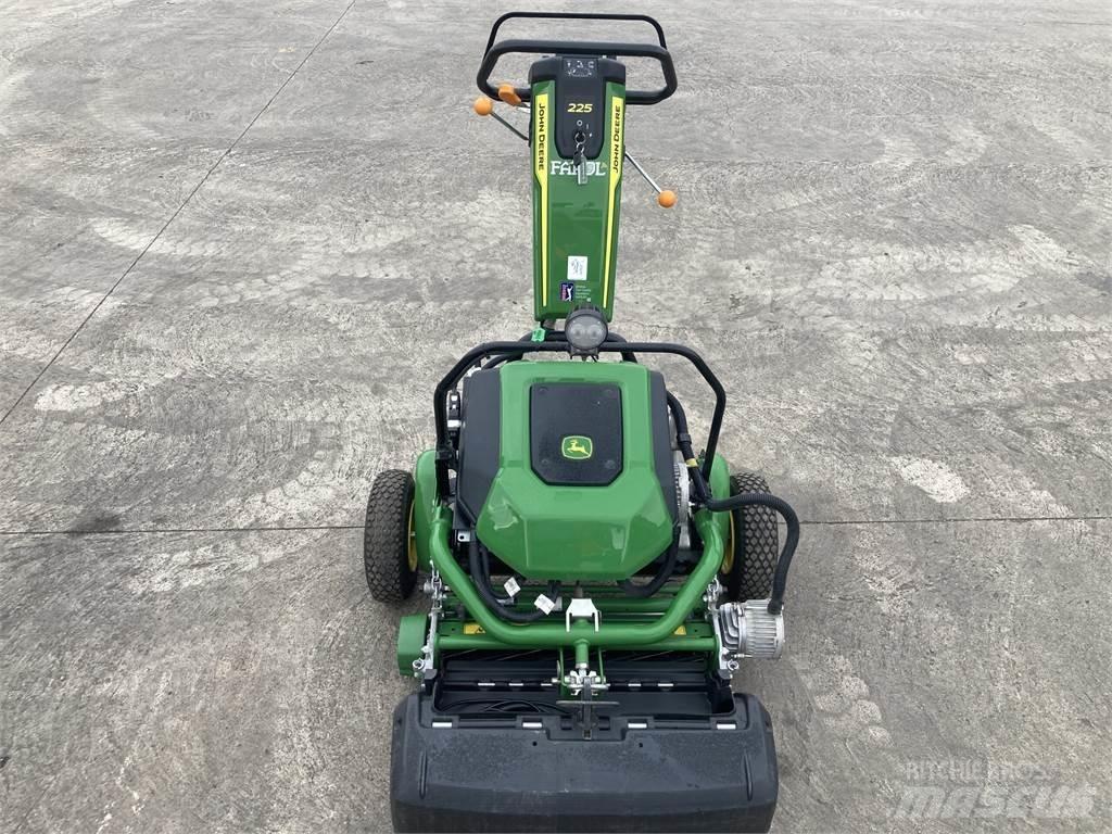 John Deere 225 E-cut Walk-behind klippere
