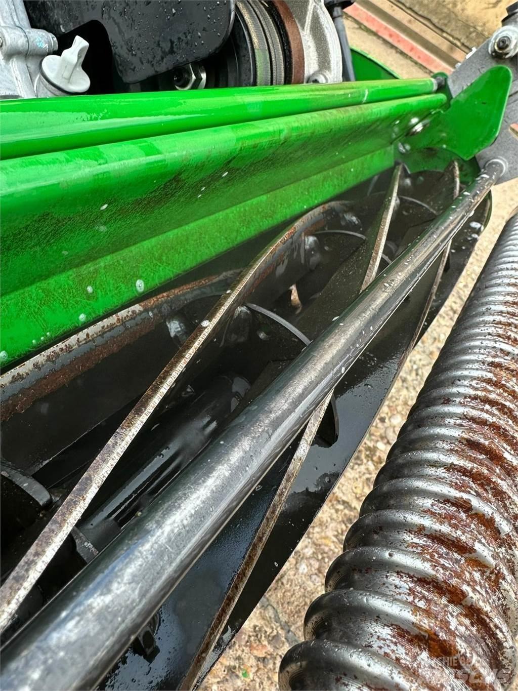 John Deere 260SL Walk-behind klippere
