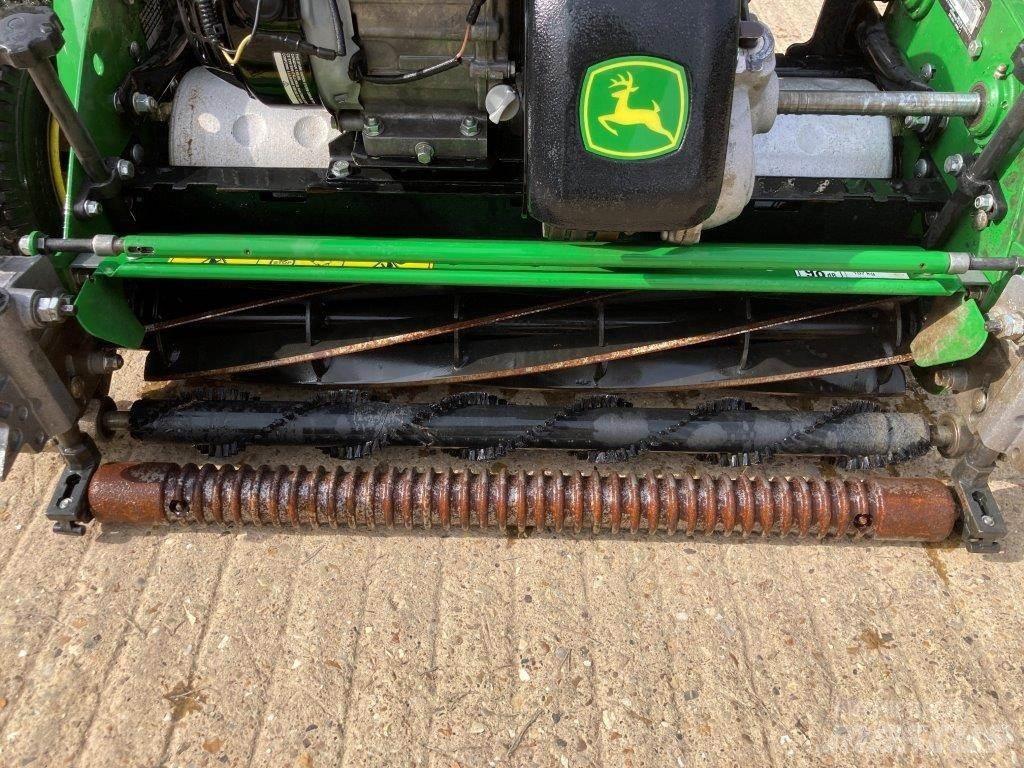 John Deere 260SL Walk-behind klippere