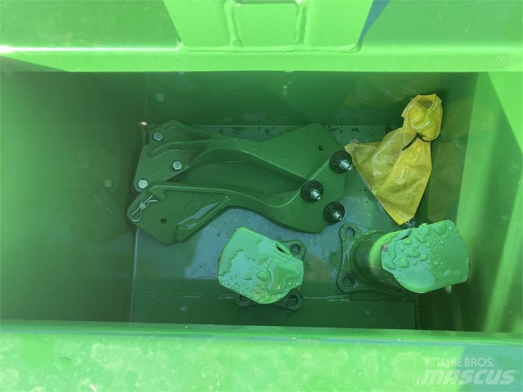 John Deere 320R Kompakte traktorer