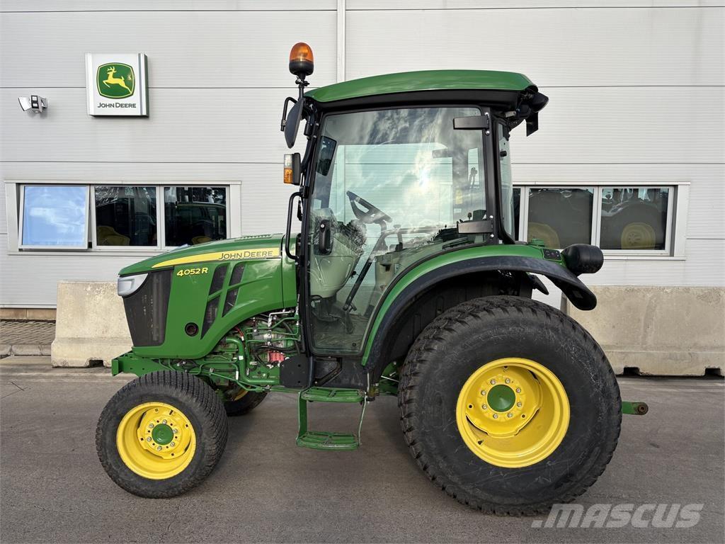 John Deere 4052R Kompakte traktorer