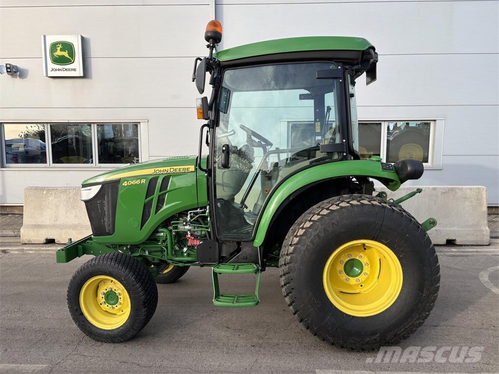 John Deere 4066R Kompakte traktorer
