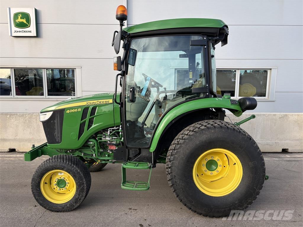 John Deere 4066R Kompakte traktorer