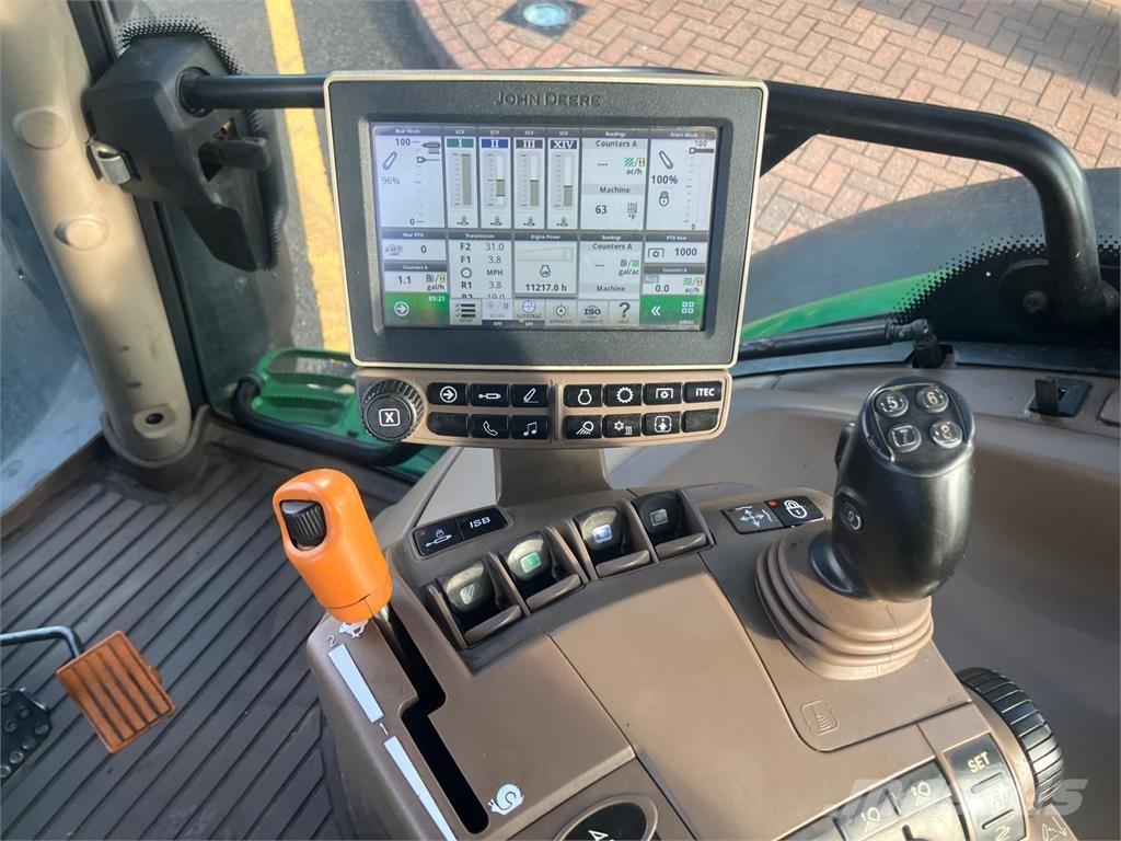 John Deere 6145R Traktorer