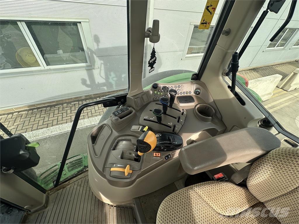 John Deere 6155M Traktorer