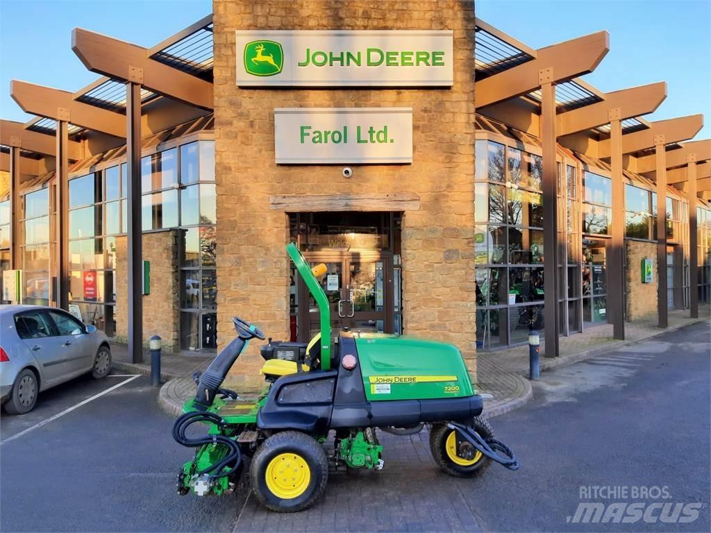 John Deere 7200 Walk-behind klippere
