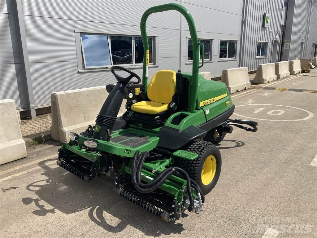 John Deere 7200A Walk-behind klippere
